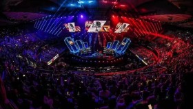 T1 vs BLG：Bin放出豪言“打爆Zeus”，但T1运营更胜一筹3-1取胜。